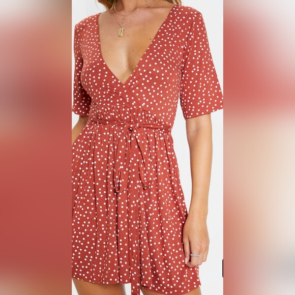 PrettyLittleThing Dresses & Skirts - Pretty Little Thing dress